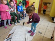 Šroubujeme, zatloukáme, vrtáme a řežeme -polytechnika ve školce